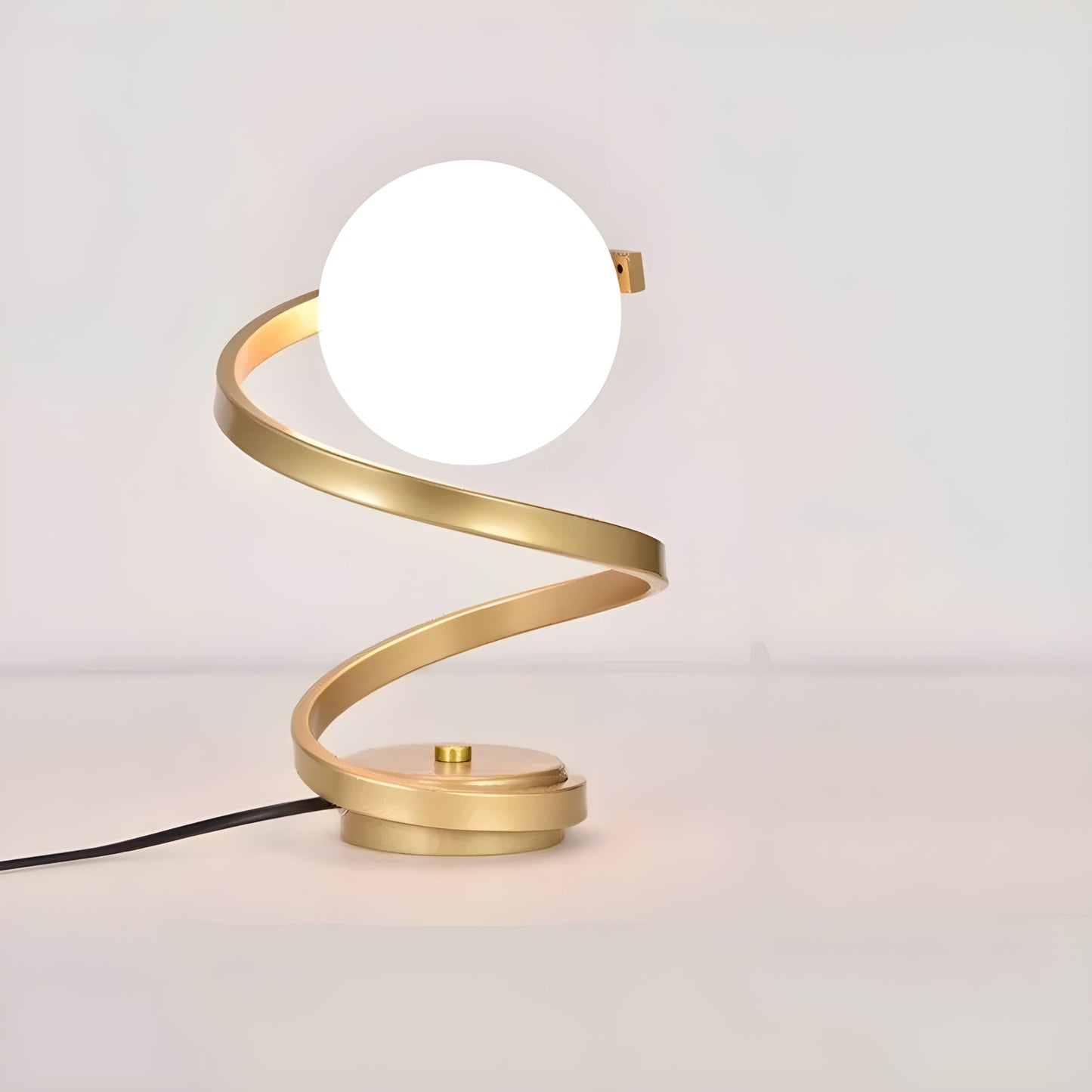 RetroBeam Nordic Retro LED Tafellamp | Vintage Sfeer in Scandinavisch Design