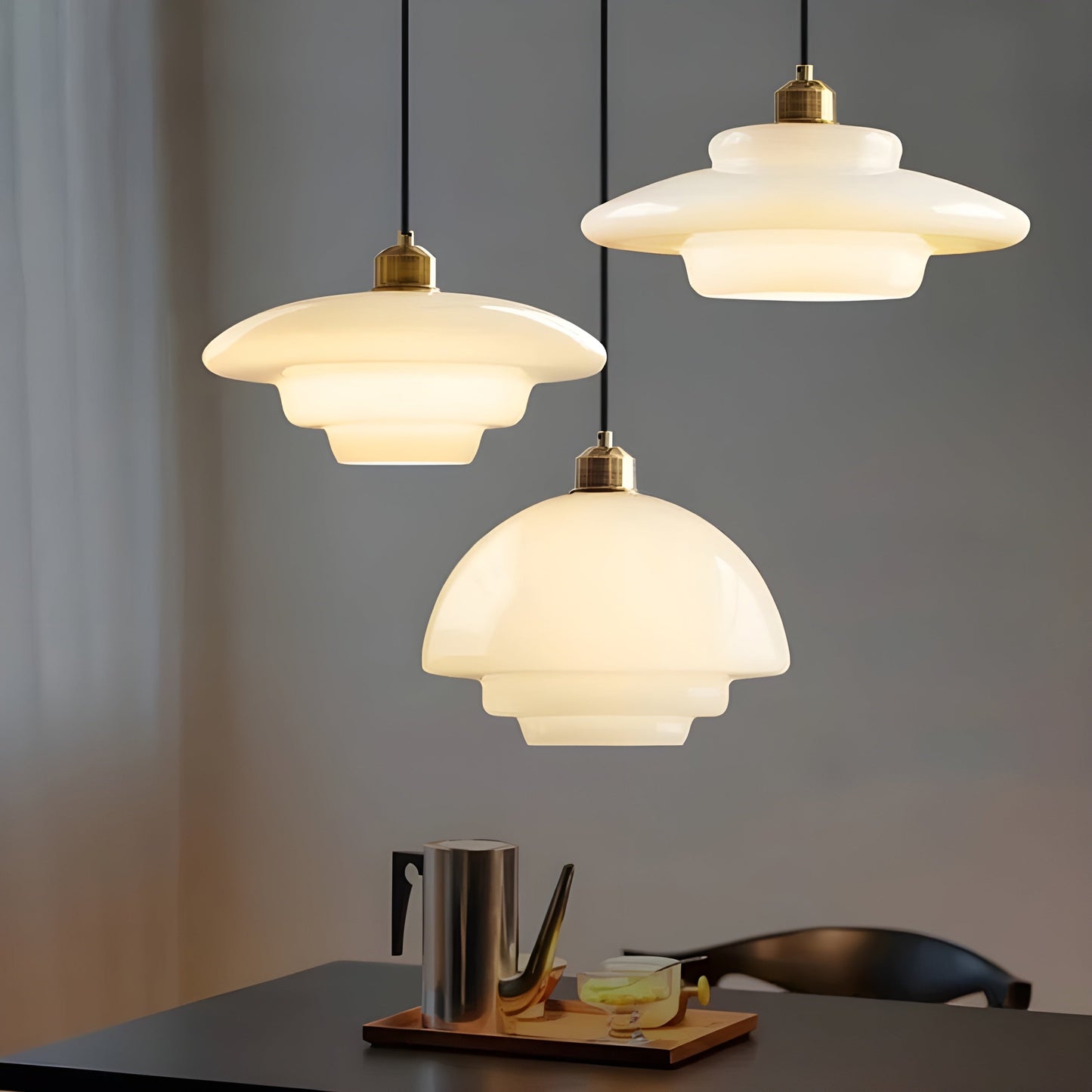 AuraBeam Minimalistisch Ivoorkleurig Glas Hanglamp | Elegante Sfeerverlichting