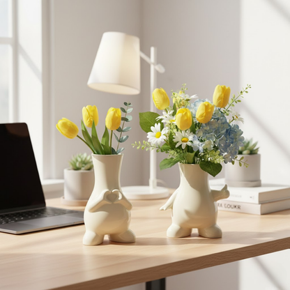Ceramic Figurine Vase with Feet – Modern Decorative Design