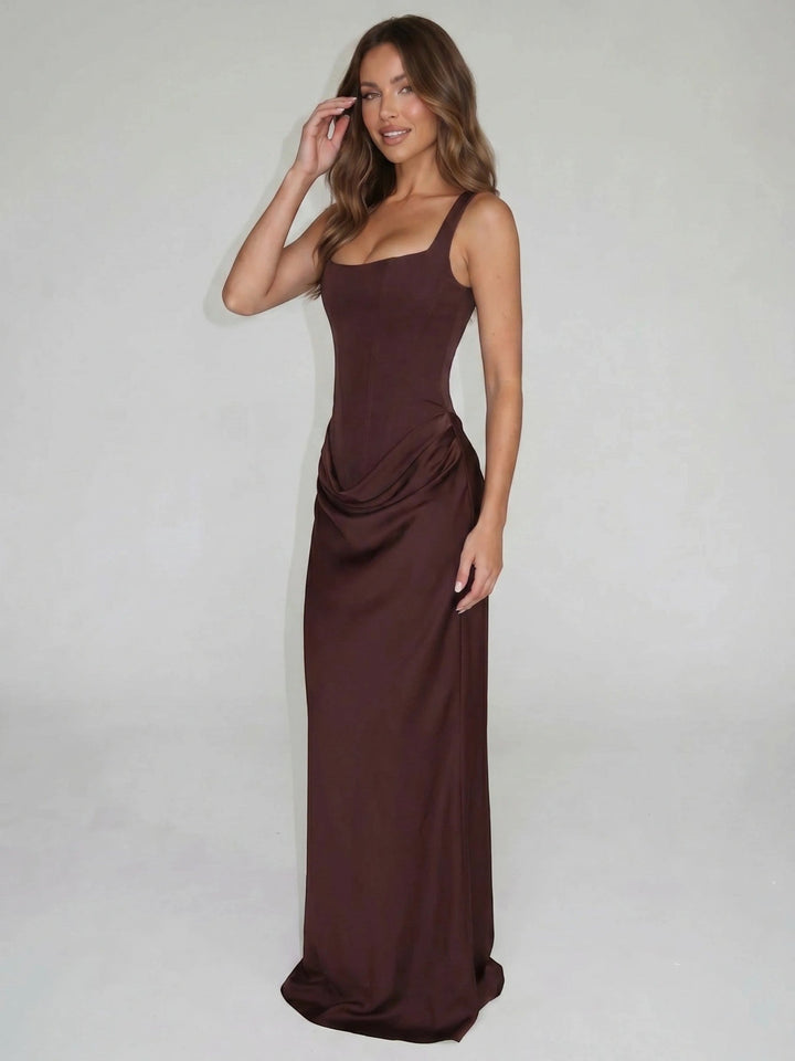 Lilliana — Elegant Sleeveless Bodycon Evening Dress With Open Back Detail