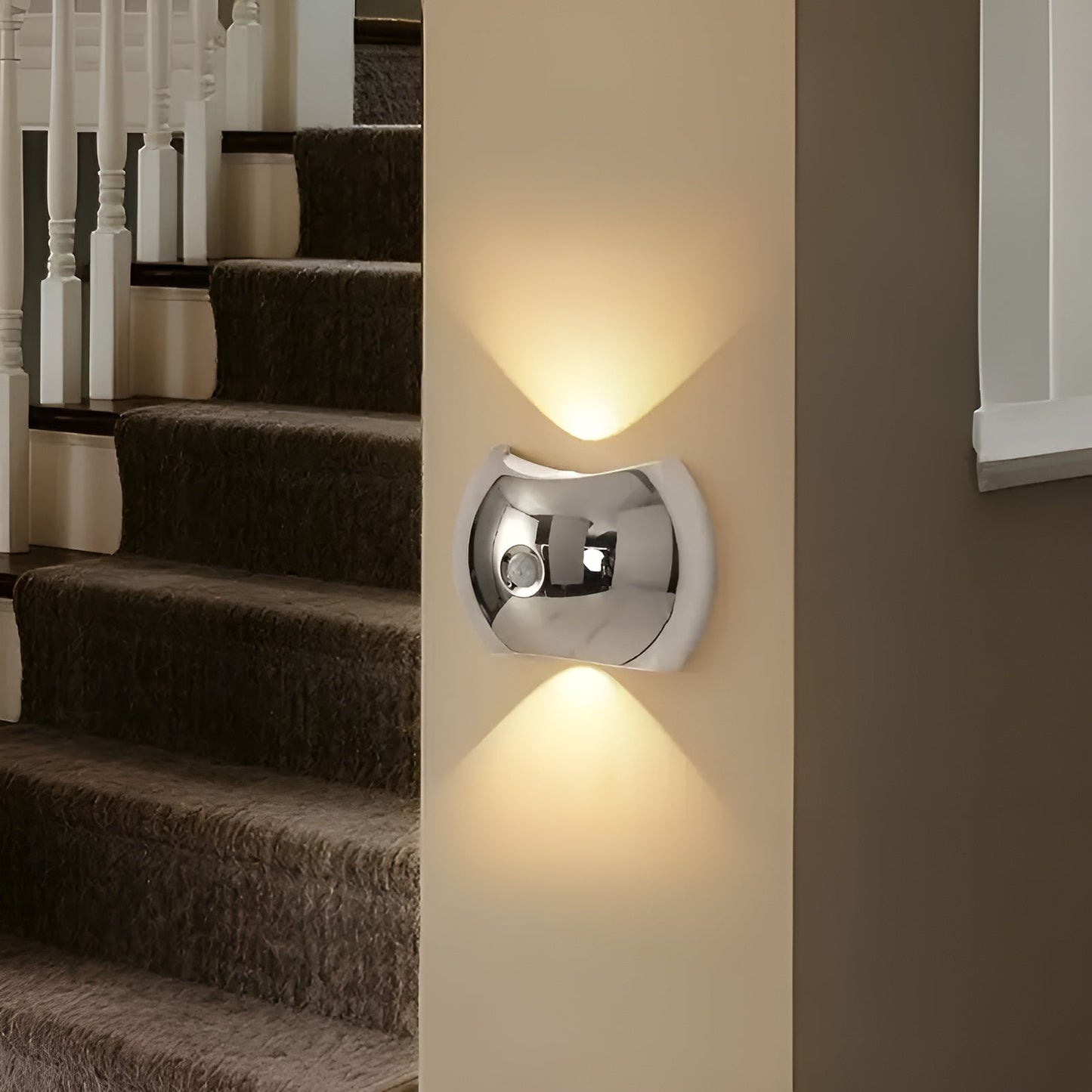 Wandlamp met Bewegingssensor | Duaal LED Licht Boven en Onder, Magnetisch en Draagbaar