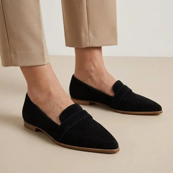 Pointedsummer — Elegant Leather Loafers With Stylish Pointed Toe Slip-On Summer Design