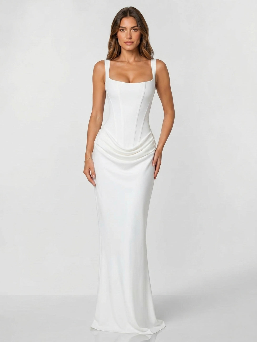 Raven — Stretchy Bodycon Dress With Sleek Backless Cocktail Design